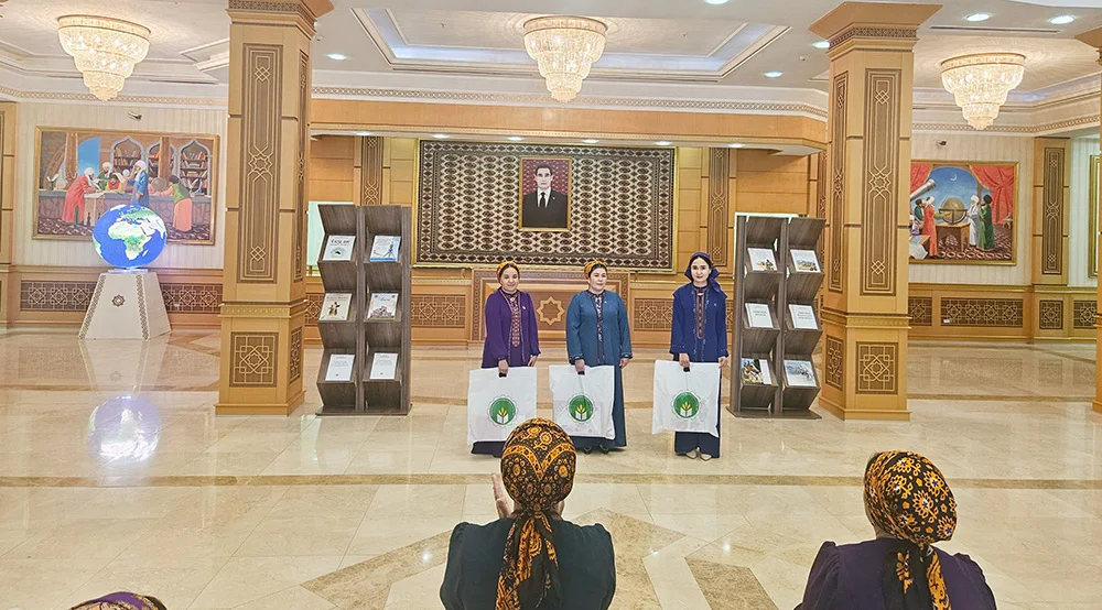 В Лебапе прошел профессиональный конкурс среди библиотечных работников